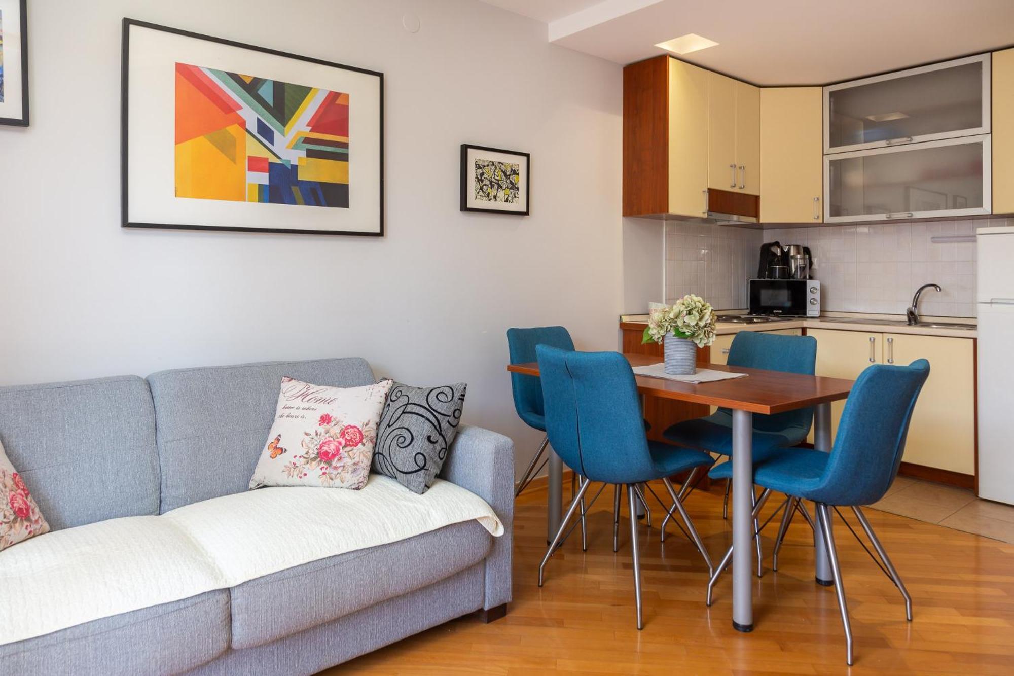 Brkic Apartments With Private Parking Makarska Zimmer foto