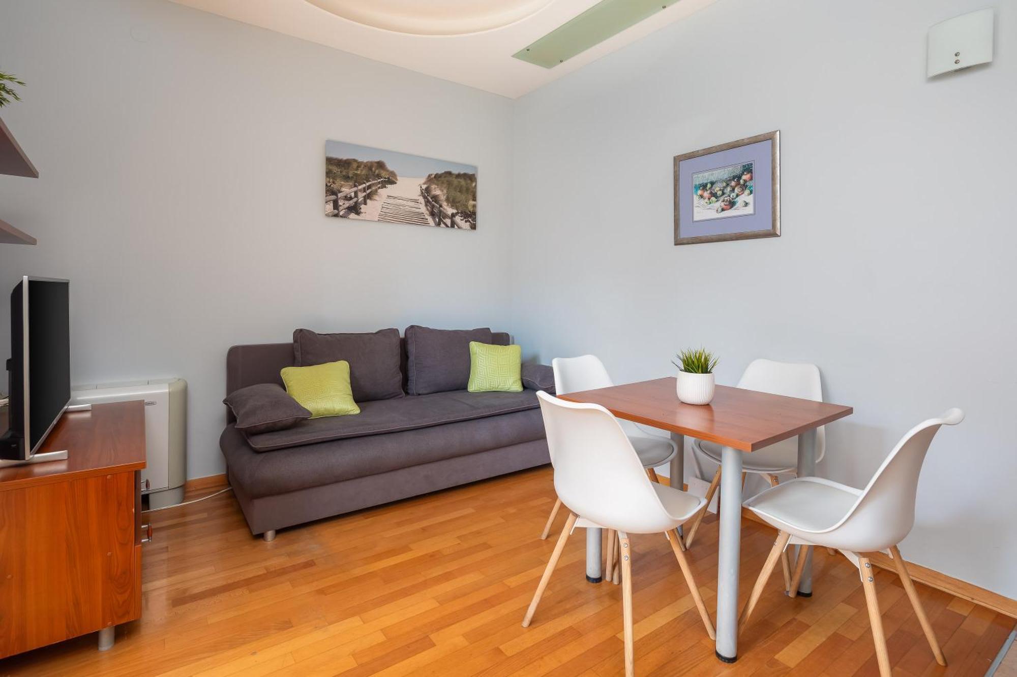 Brkic Apartments With Private Parking Makarska Zimmer foto