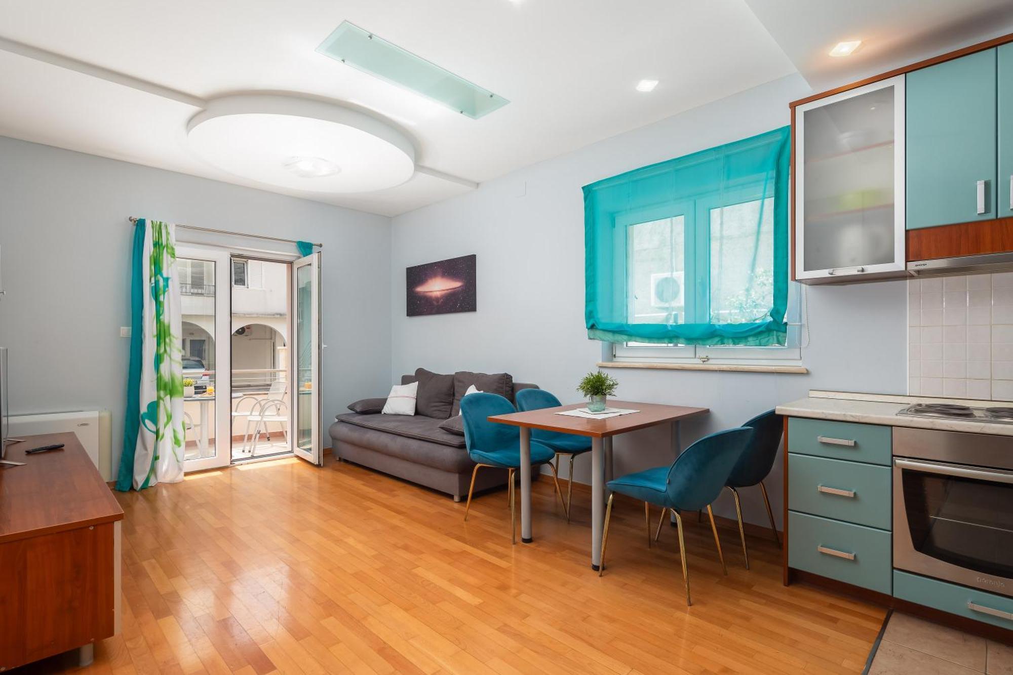 Brkic Apartments With Private Parking Makarska Zimmer foto
